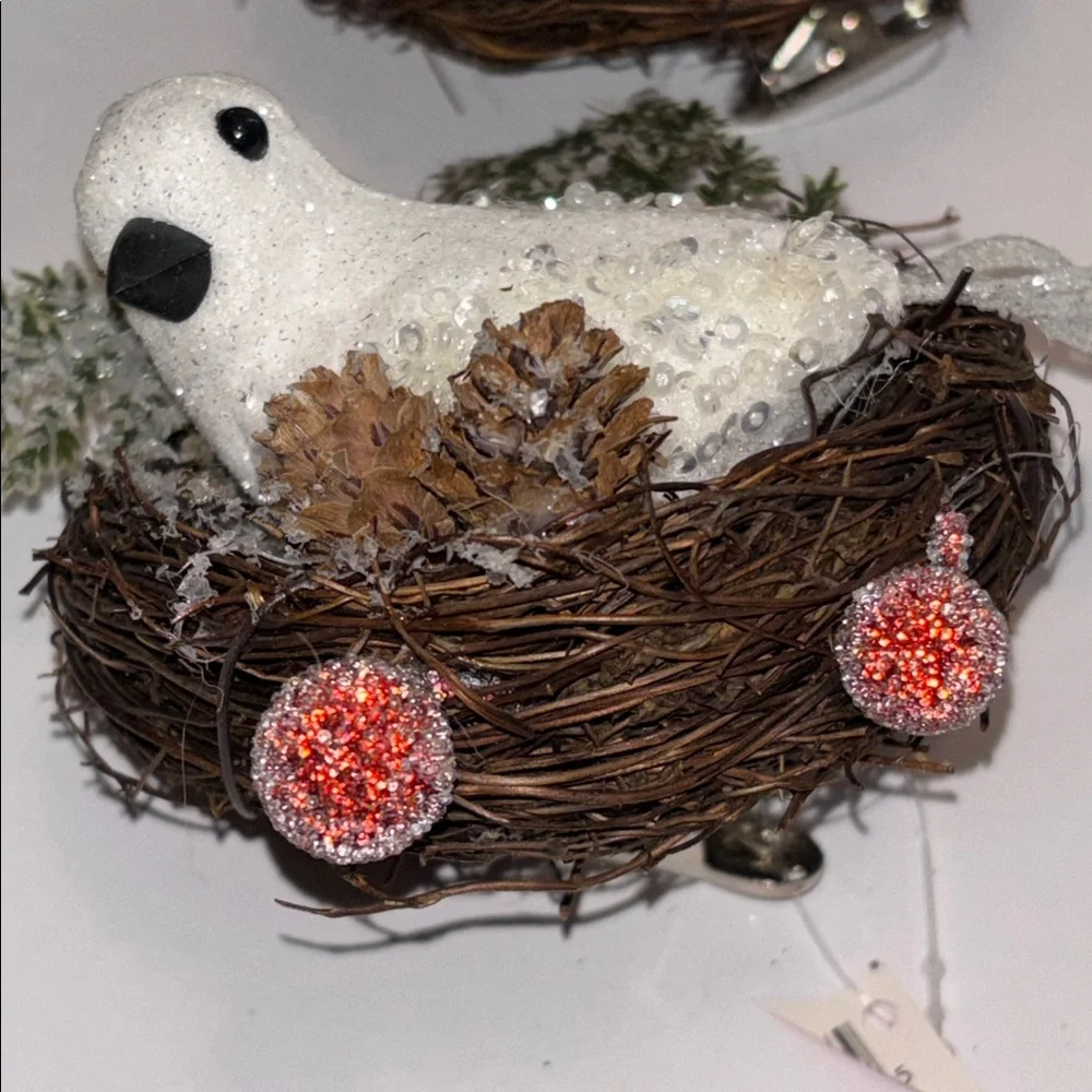 Dove Ornaments in Nest SET OF 13 NEW WHITE DOVE in nest with glitter Tree Clips
